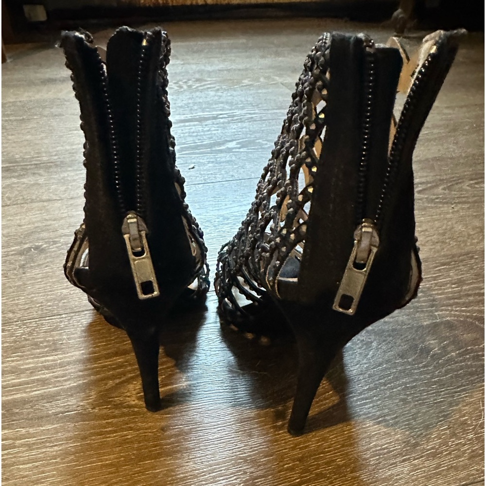Women’s sequence size 9 bootie